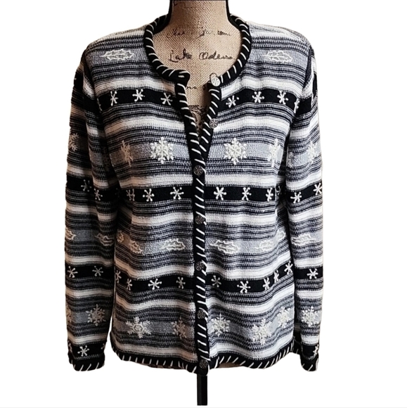 3/$15 Christopher & Banks Hand-embroidered Sweater - Medium - Picture 1 of 8